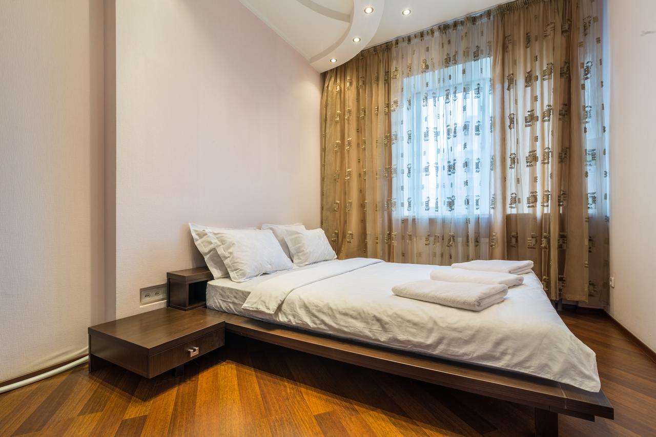 Lux Near Most City With Panoramic Windows Dnepropetrovsk Exterior foto